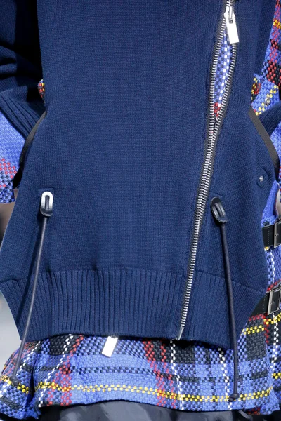 Look 34